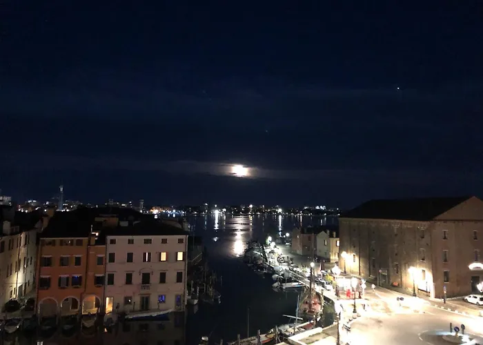 Διαμέρισμα View *